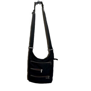 BAGGALLINI purse charcoal with pink lining, in very good condition